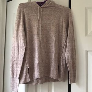 gap pull- over sweater